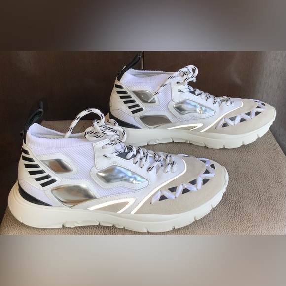 VALENTINO GARAVANI Heroes Sneaker - Picture 6 of 8